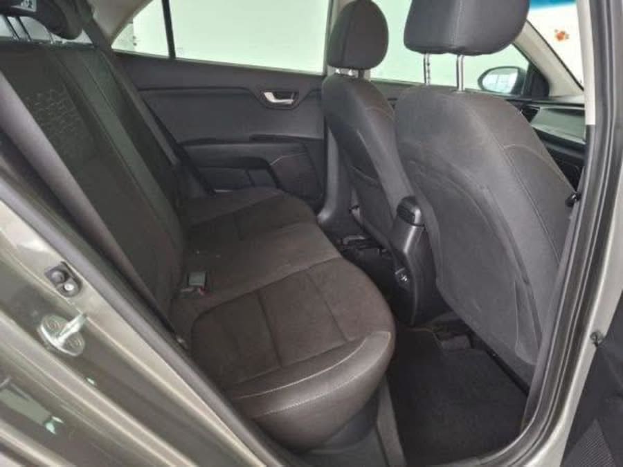 2020 Kia Rio 1.4 LX Auto — photo 6