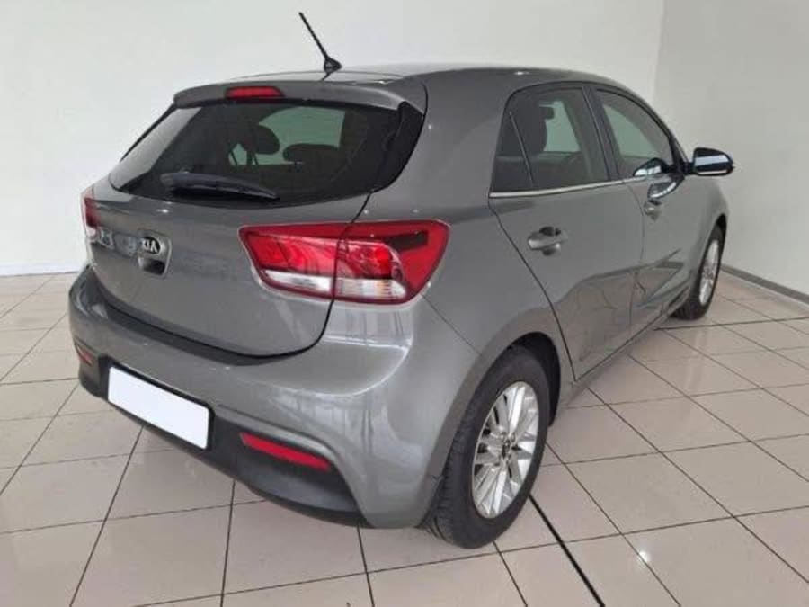 2020 Kia Rio 1.4 LX Auto — photo 9