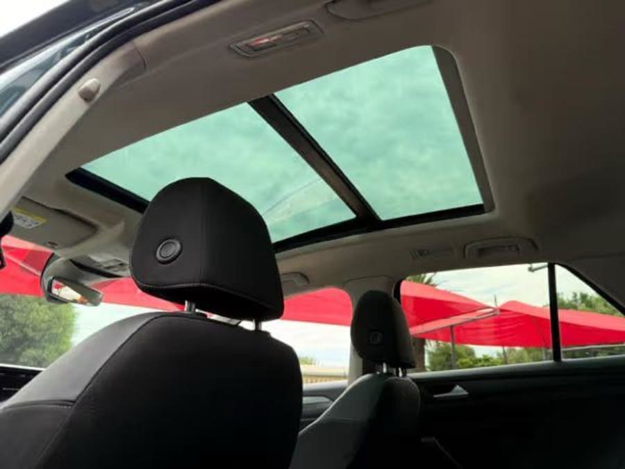 2022 Volkswagen T-Roc 1.4 TSI Design Auto — photo 5