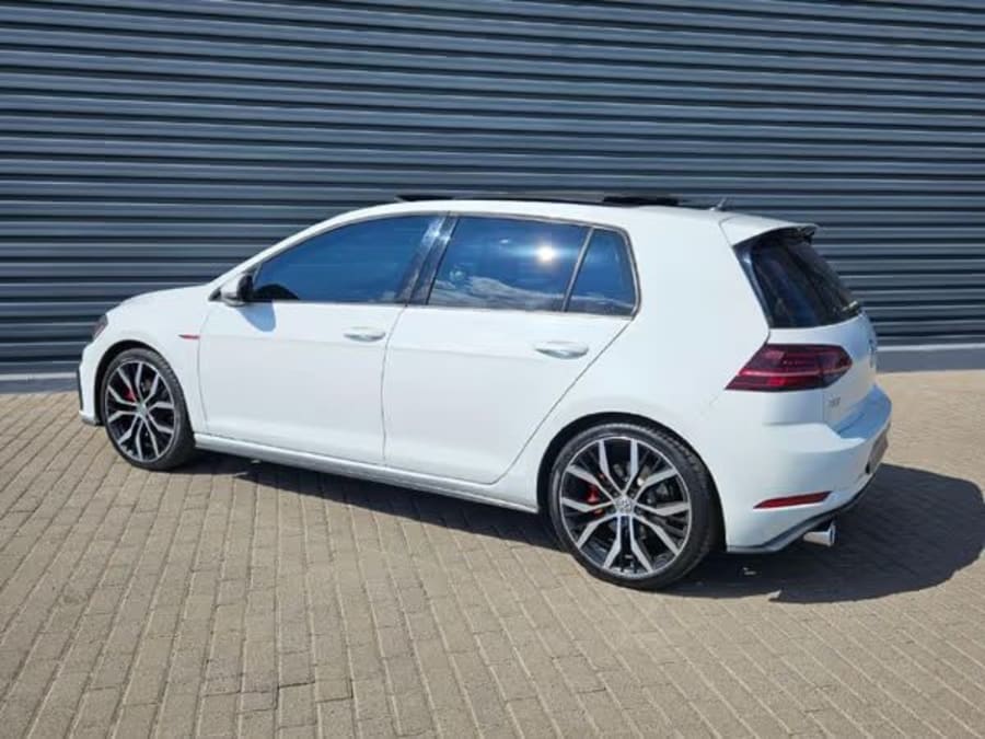 2020 Volkswagen Golf VII GTI 2.0 TSI Auto — photo 3