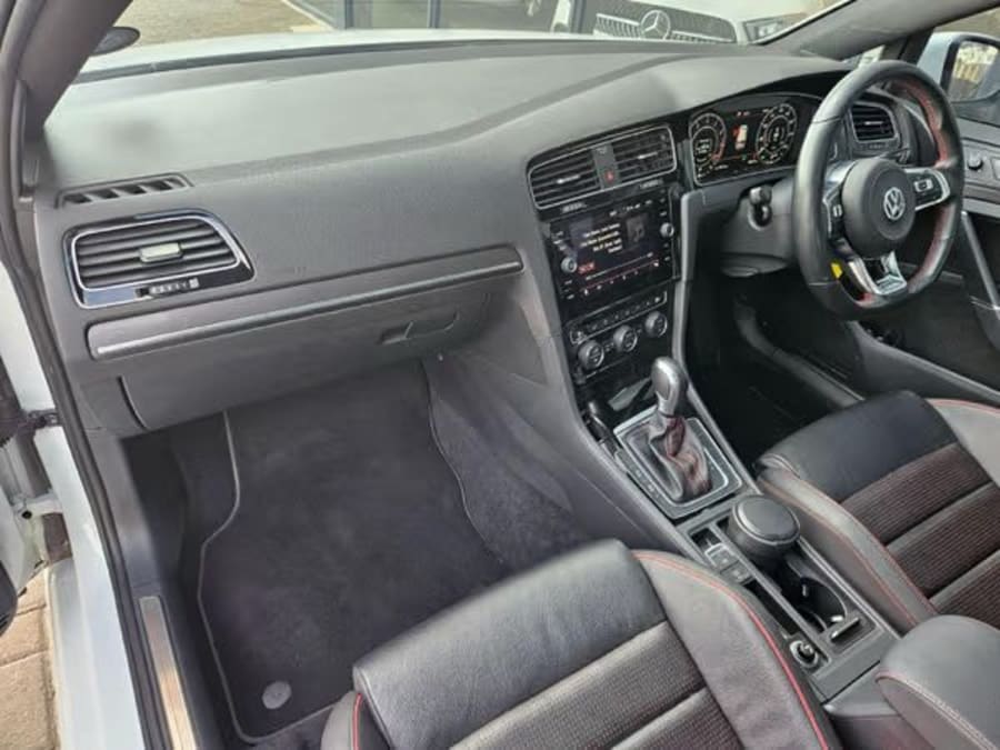 2020 Volkswagen Golf VII GTI 2.0 TSI Auto — photo 7