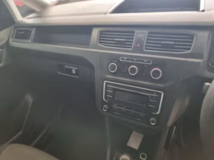 2018 Volkswagen Caddy 1.6i (81kW) Panel Van — photo 6