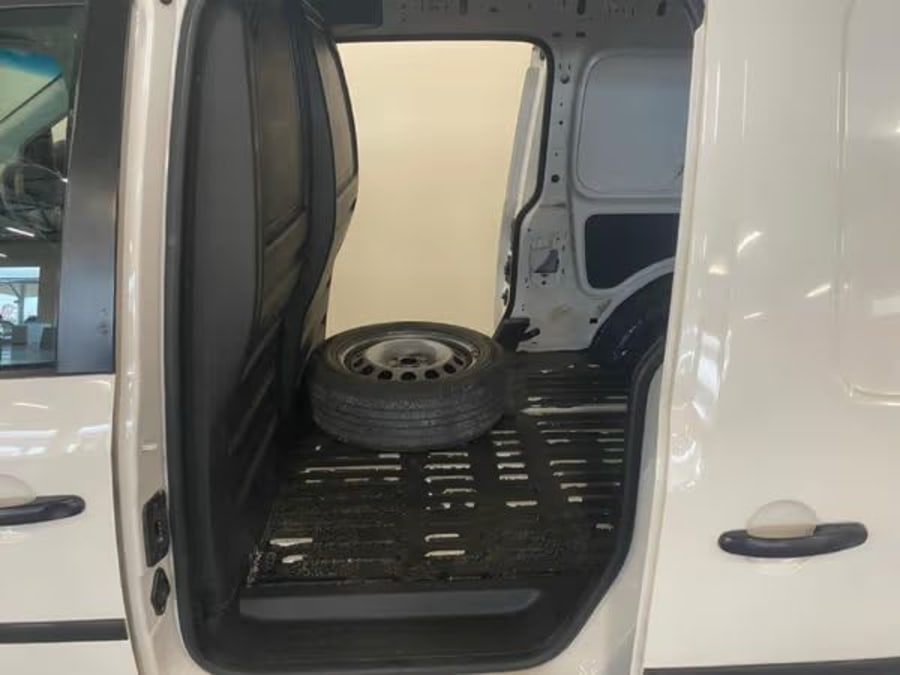 2019 Volkswagen Caddy Maxi 2.0 TDI (103kW) Auto Panel Van — photo 6