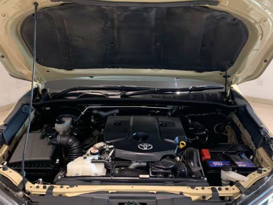 2022 Toyota Hilux 2.8 GD-6 Raised Body Legend Double-Cab — photo 2