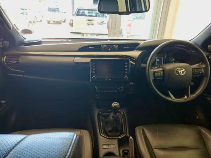 2021 Toyota Hilux 2.8 GD-6 Raised Body Legend RS 4x4 Double-Cab — photo 6