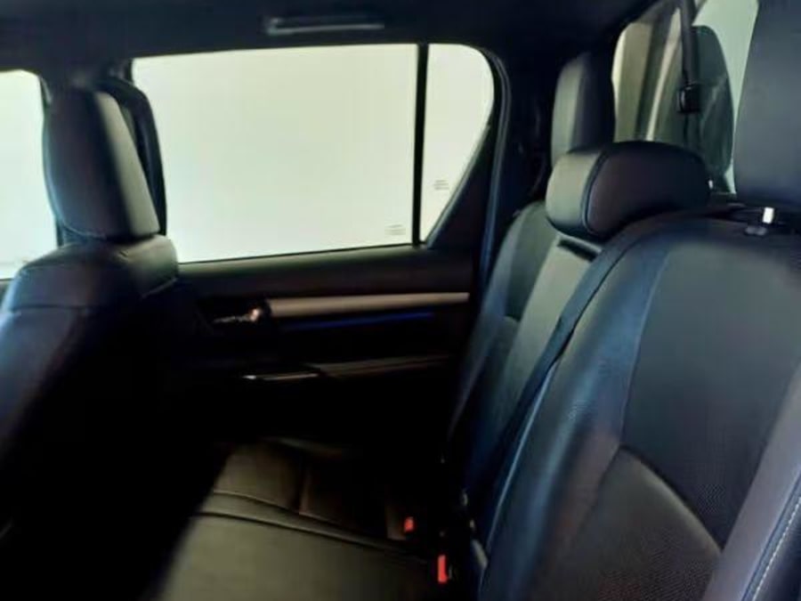 2021 Toyota Hilux 2.8 GD-6 Raised Body Legend RS 4x4 Double-Cab — photo 10