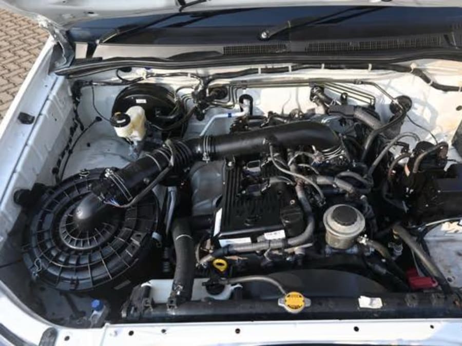 2016 Toyota Hilux 2.0 VVTi Single-Cab — photo 5