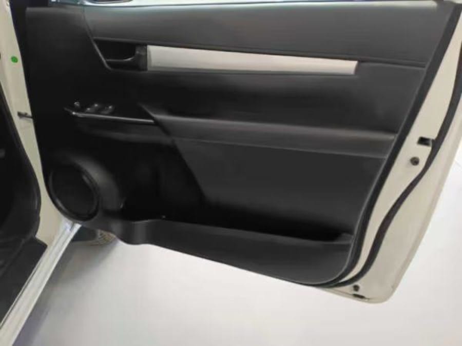 2021 Toyota Hilux 2.4 GD-6 Raised Body SR Single-Cab — photo 10