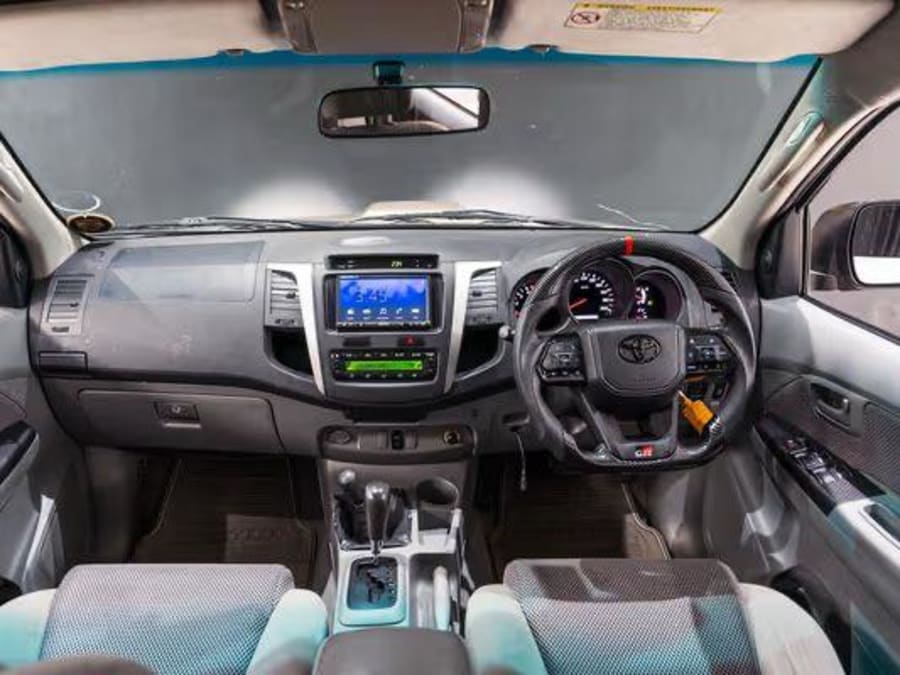 2010 Toyota Hilux 3.0 D-4D Raider 4x4 Auto Double-Cab — photo 10