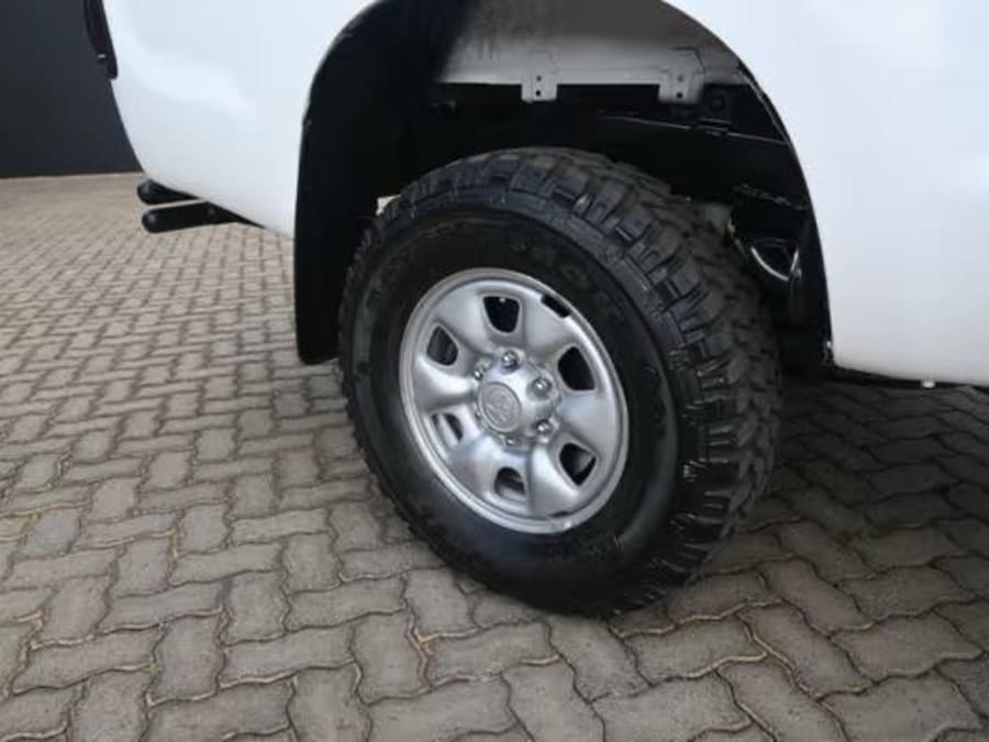 2012 Toyota Hilux 2.5 D-4D Single-Cab — photo 3