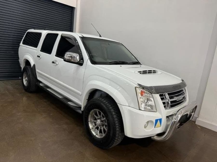 2010 Isuzu KB 300D-Teq Double Cab LX — photo 3
