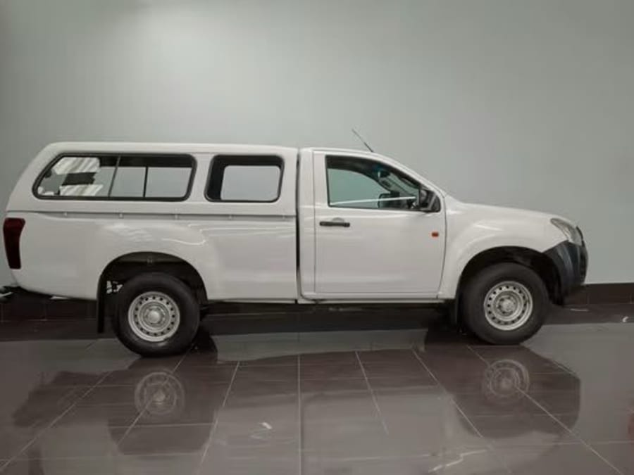 2019 Isuzu D-Max 250 HO Fleetside Safety Single-Cab — photo 7