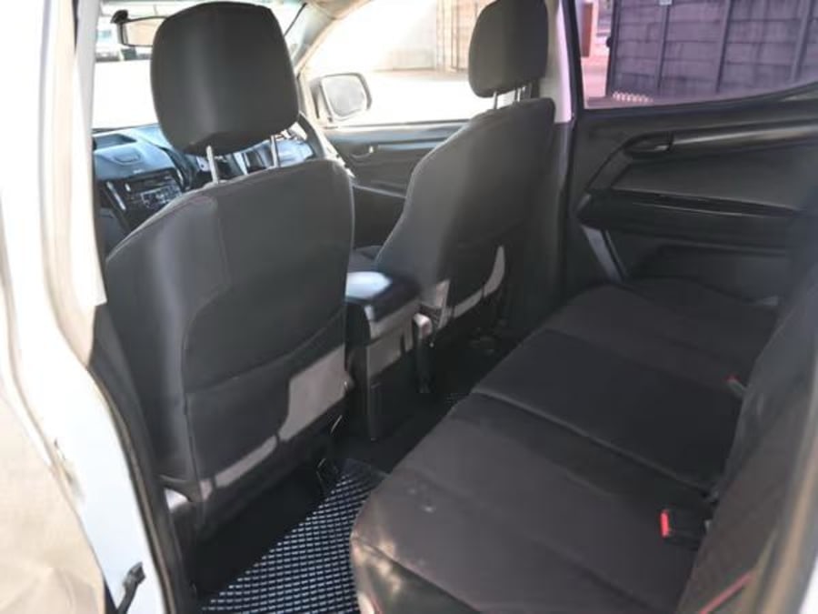 2019 Isuzu D-Max 250 HO Hi-Rider 4x4 Double-Cab — photo 7