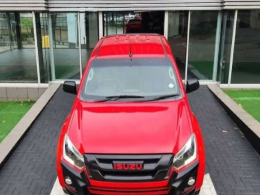 2020 Isuzu D-Max 250 Double Cab X-Rider — photo 1