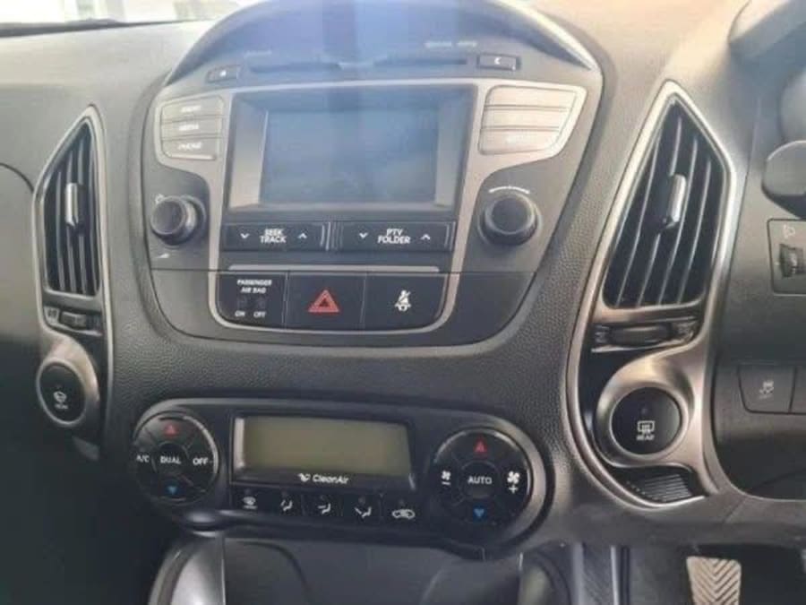 2015 Hyundai ix-35 2.0 Executive — photo 6