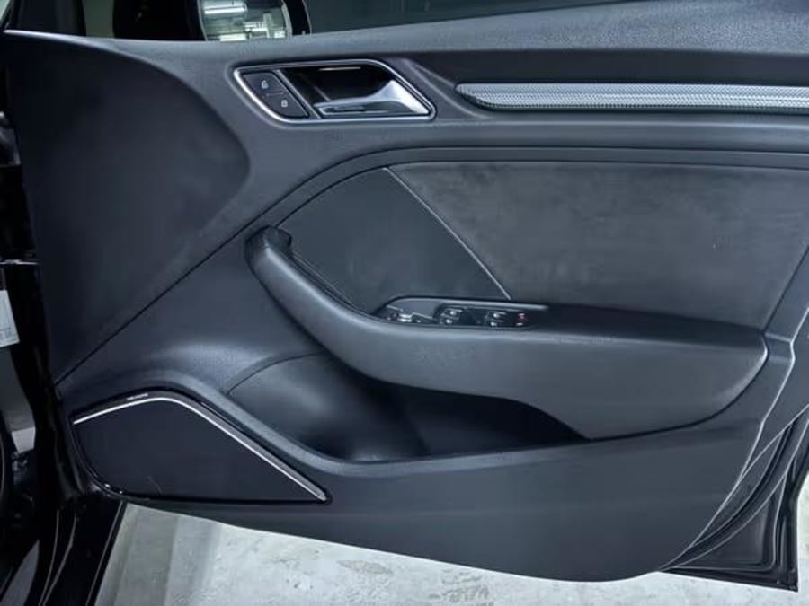 2021 Audi RS3 Sedan Quattro — photo 4