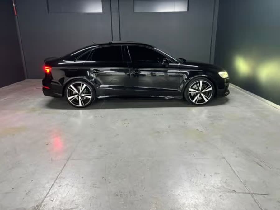 2021 Audi RS3 Sedan Quattro — photo 9