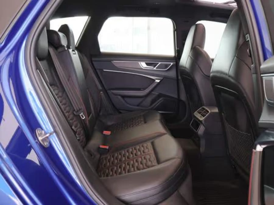 2022 Audi RS6 Quattro Avant — photo 8