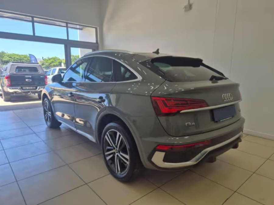 2022 Audi Q5 Sportback quattro S Line Auto | 40 TDI — photo 5