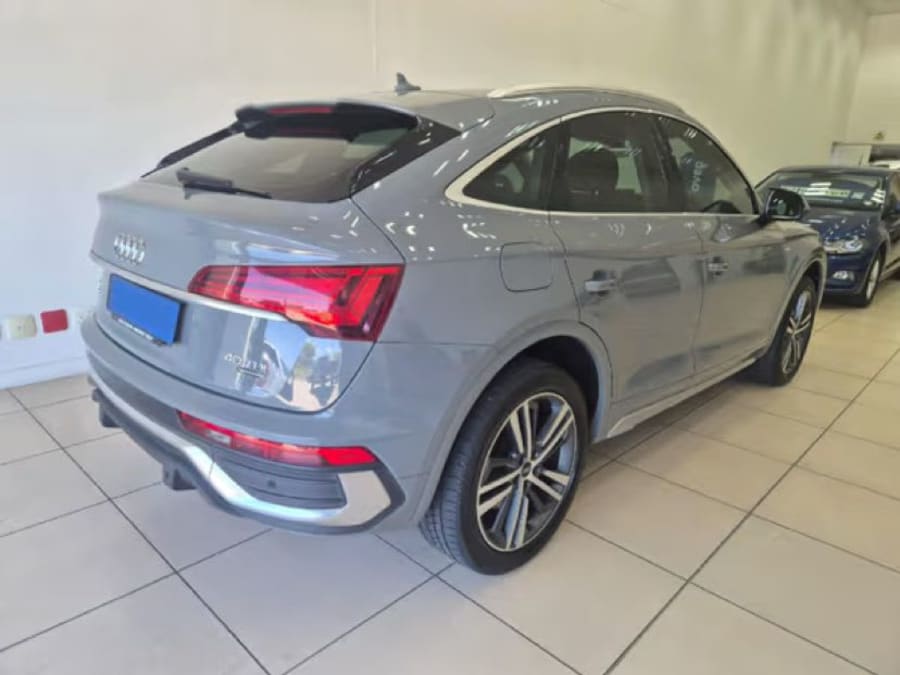 2022 Audi Q5 Sportback quattro S Line Auto | 40 TDI — photo 6