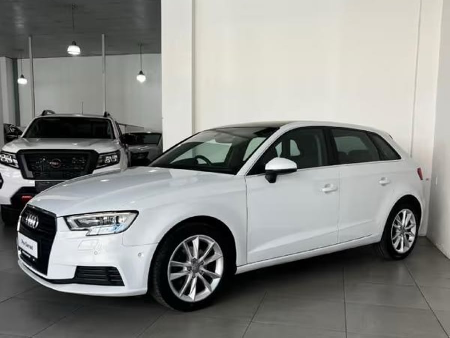 2018 Audi A3 Sportback 1.0 TFSI Auto | 30 TFSI — photo 3