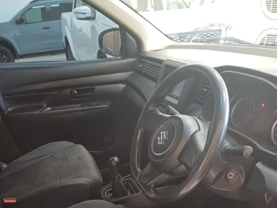 2021 Suzuki Ertiga 1.5 GA — photo 5