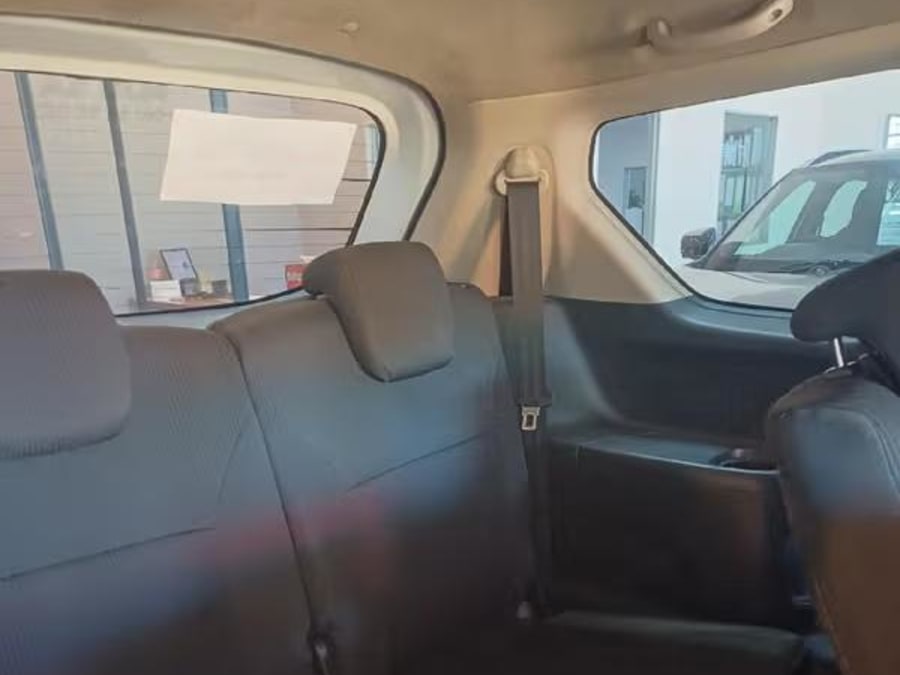 2021 Suzuki Ertiga 1.5 GA — photo 7