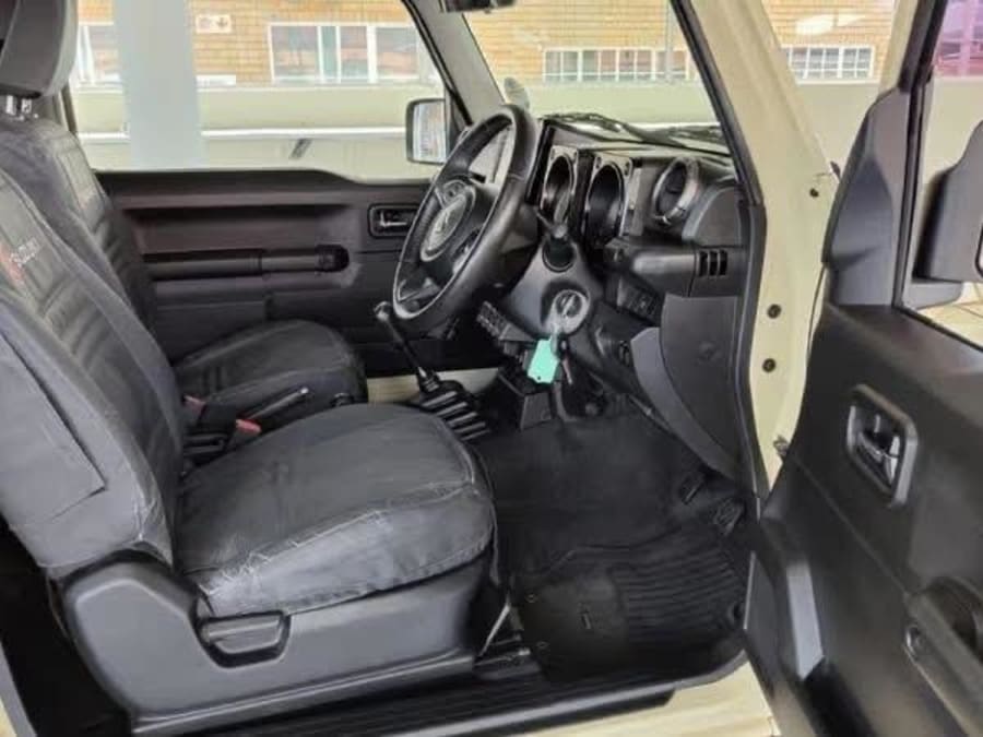 2020 Suzuki Jimny 1.5 GLX — photo 3