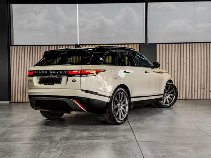 2018 Land Rover Range Rover Velar D240 R-Dynamic HSE — photo 9