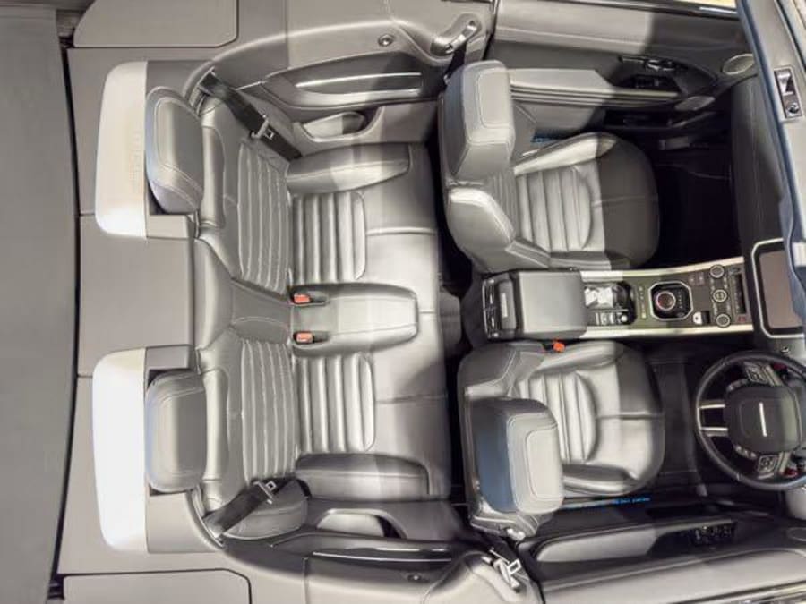 2017 Land Rover Range Rover Evoque 2.0 Si4 Convertible — photo 3