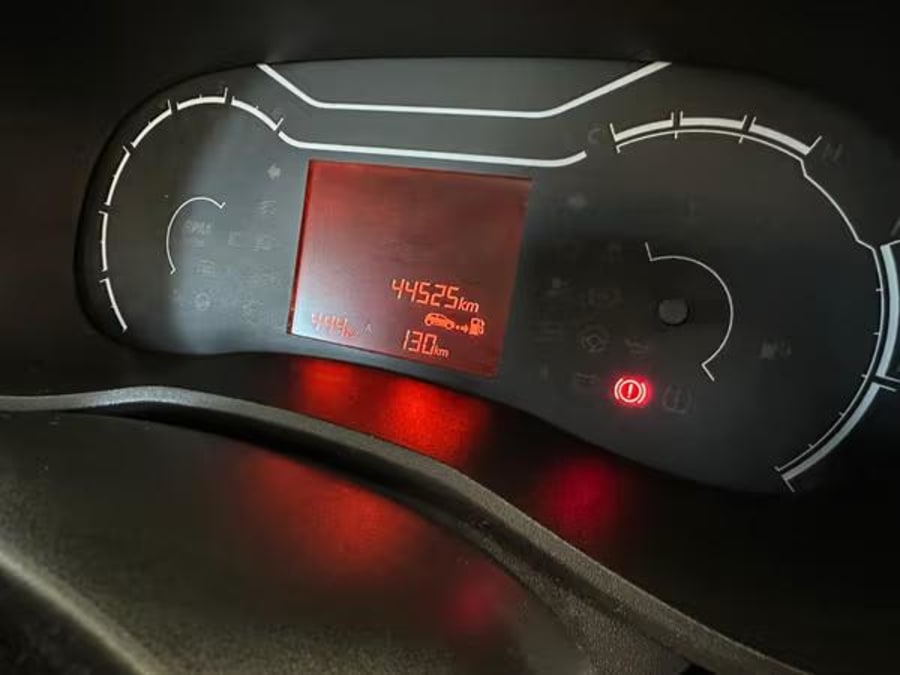 2022 Renault Kwid 1.0 Expression — photo 7