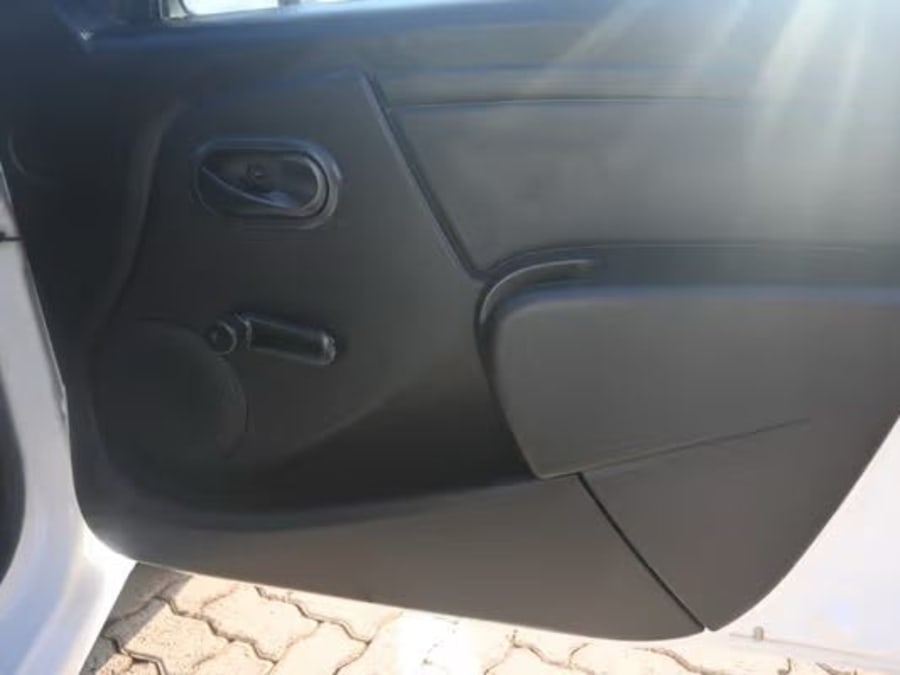 2019 Nissan NP200 1.6 — photo 1