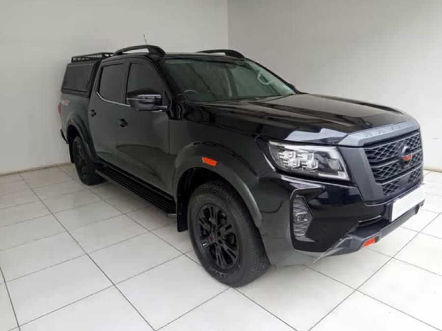 2022 Nissan Navara 2.5 DDTi PRO-2X Auto Double-Cab — photo 1