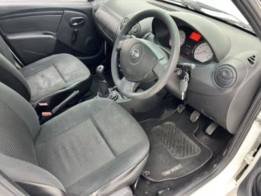 2020 Nissan NP200 1.6 — photo 4