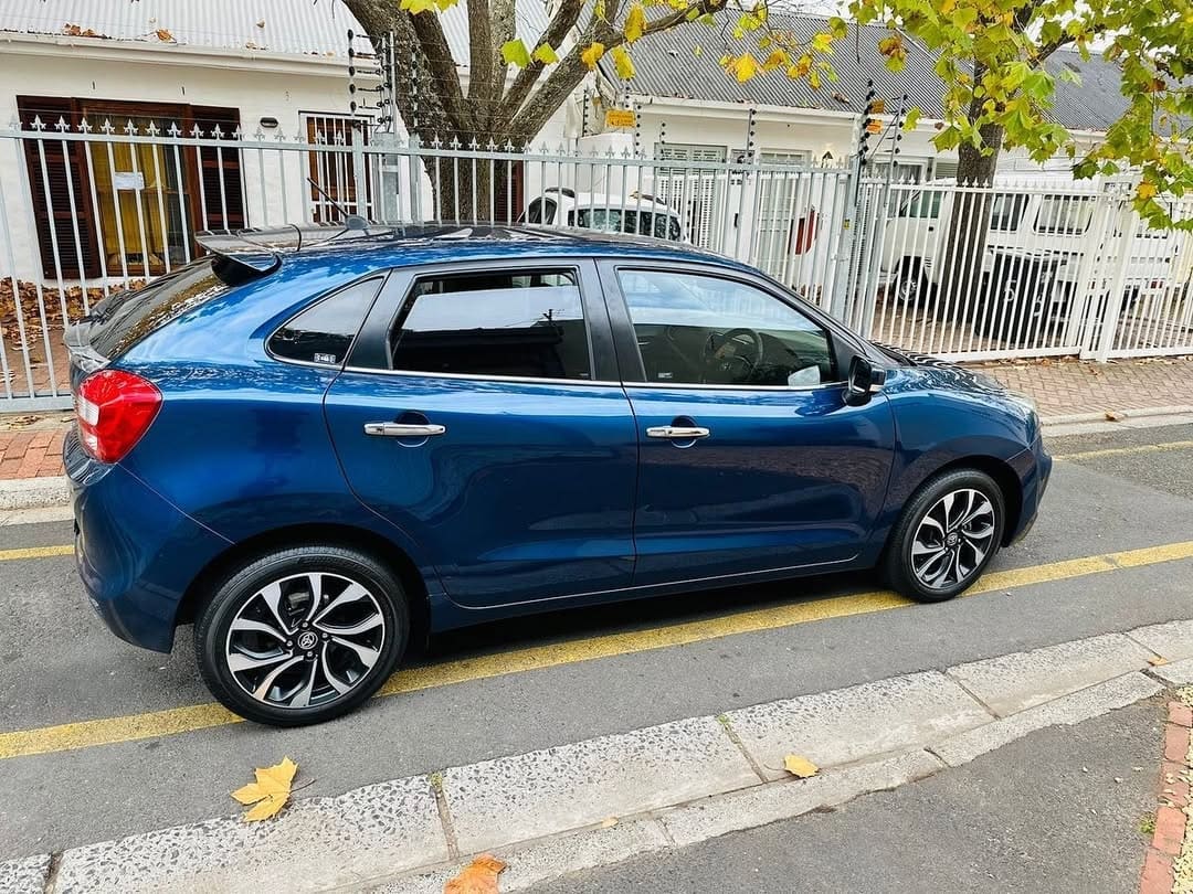 Vehicle image 5