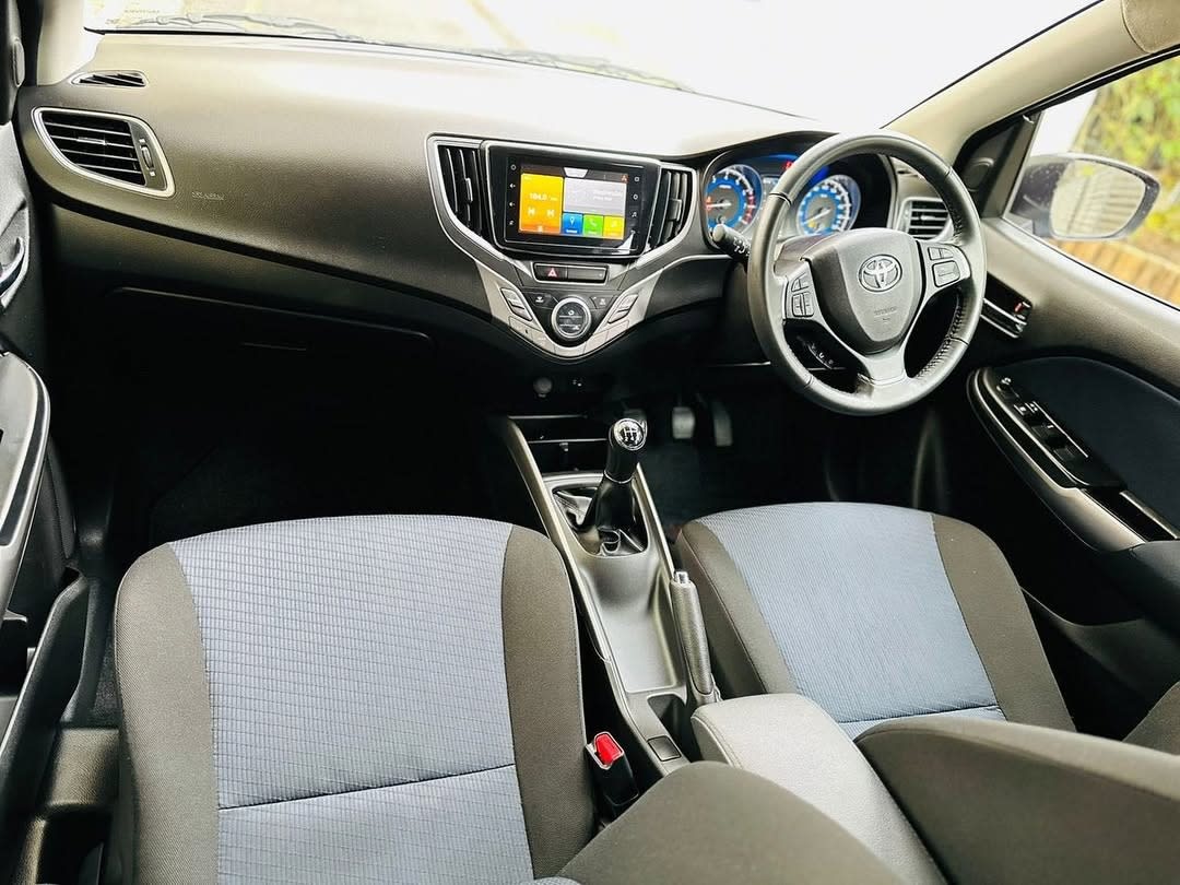 Vehicle image 9