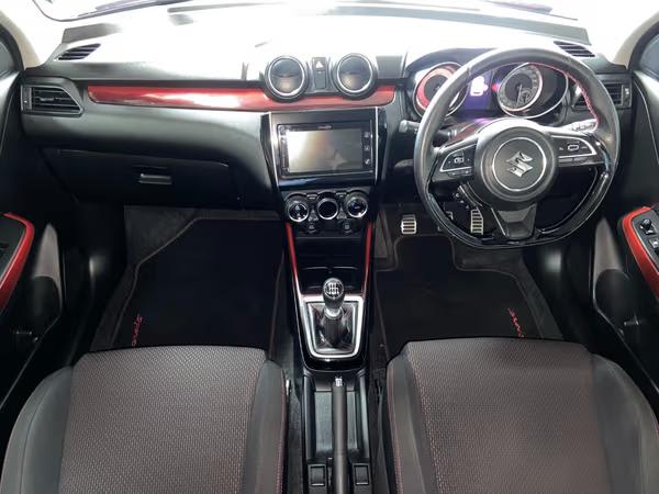 Vehicle image 5