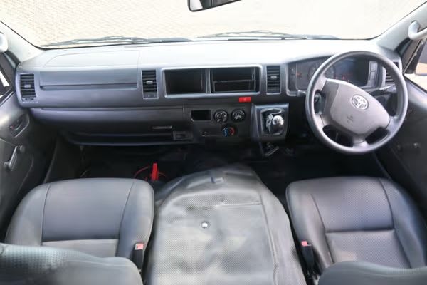 Vehicle image 7
