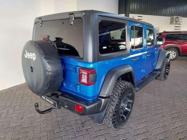 Vehicle image 9