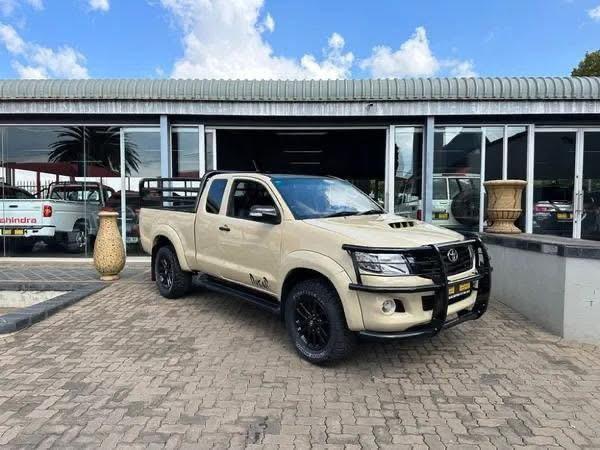 2015 Toyota Hilux 3.0 D-4D Legend 45 4x4 Xtra-Cab