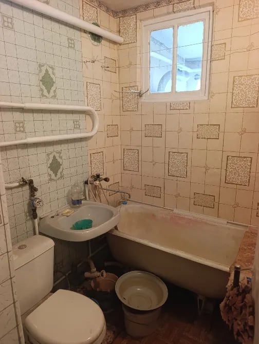 Продам 2ком Ильича 98