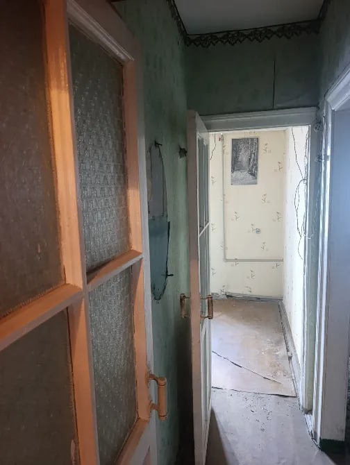 Продам 2ком Ильича 98