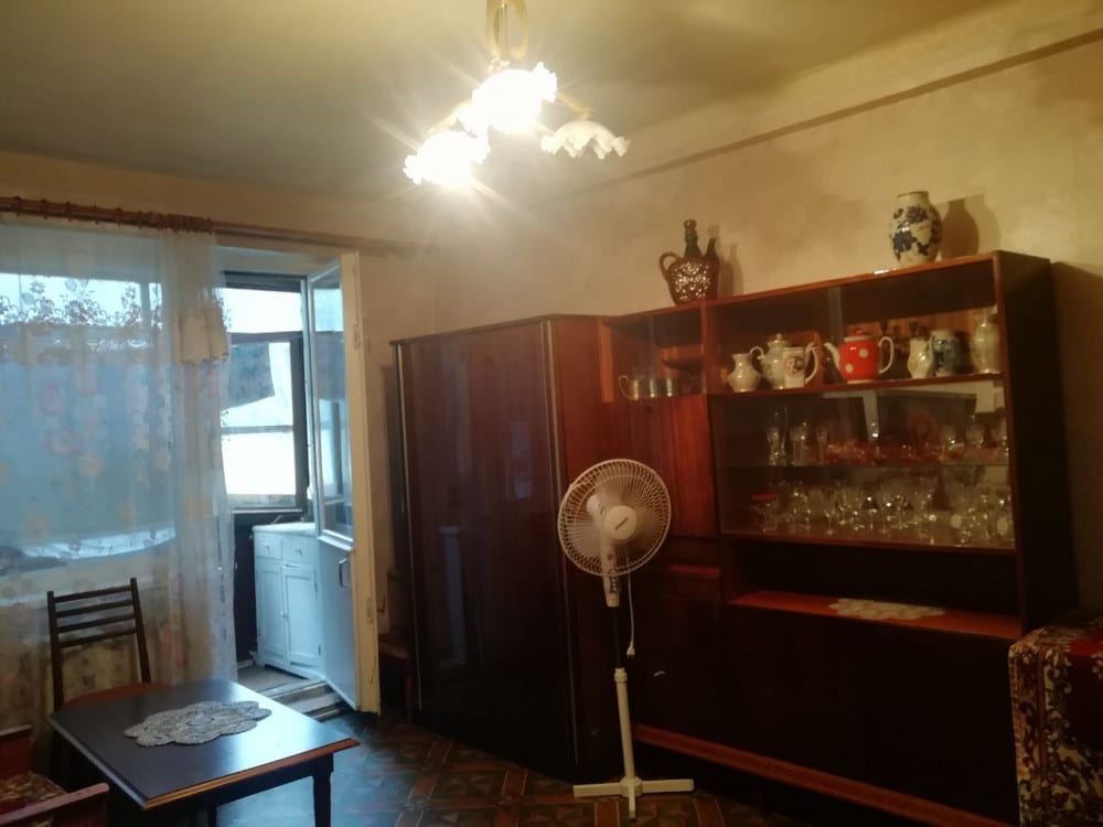 Продам 2-х комн в Ворошиловском р-не, Набережная, бул Шевченко. 3/5. Жилое состояние.