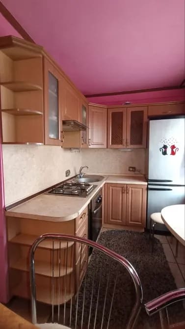 Продам 2х комн, 5/5, капитальный ремонт , мебель, пр. Мира парк Строителт