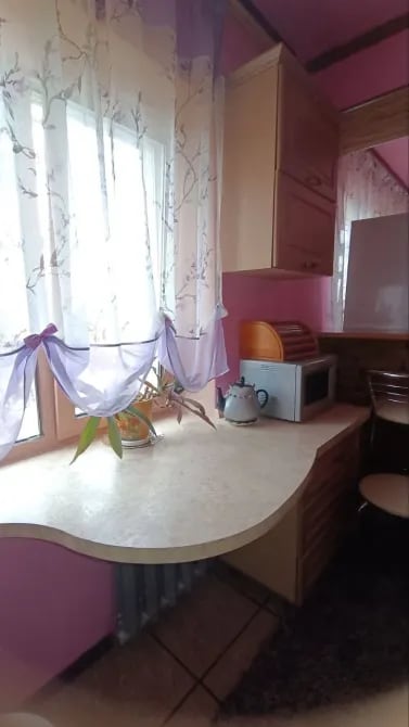 Продам 2х комн, 5/5, капитальный ремонт , мебель, пр. Мира парк Строителт