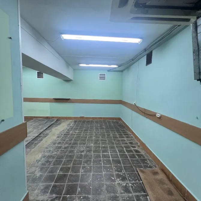 Продается коммерческое Помещение - Ворошиловский рн,ул.Университетская-документы Готовы !