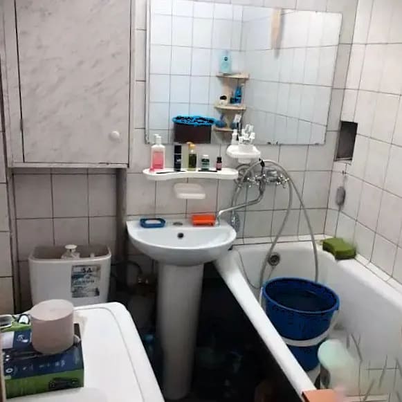 Продается 2 комнатная квартира Калининский Рик