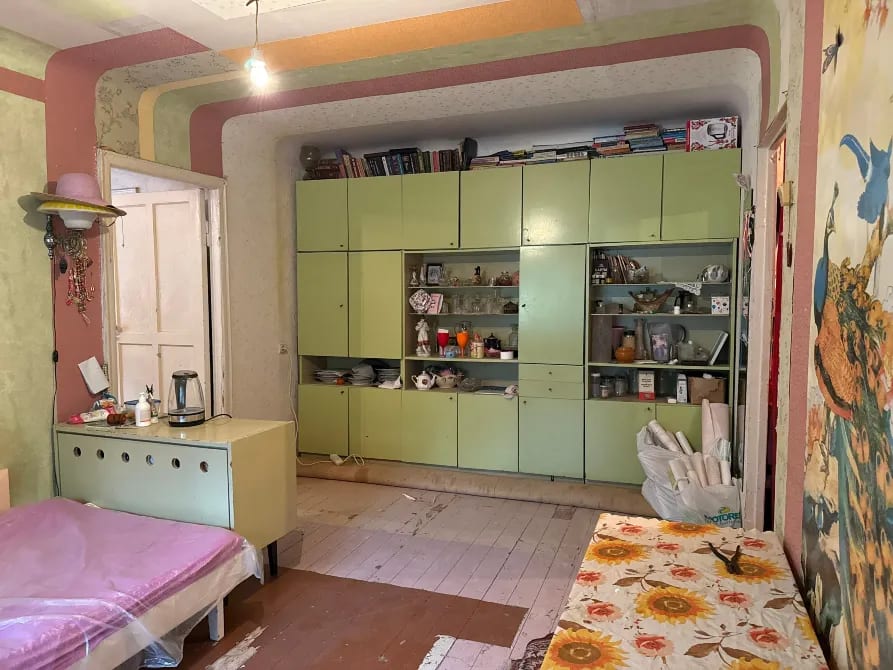 Продам 2 ком.кв Ворошиловский район, центр, Челюскинцев, ниже площади Ленина.