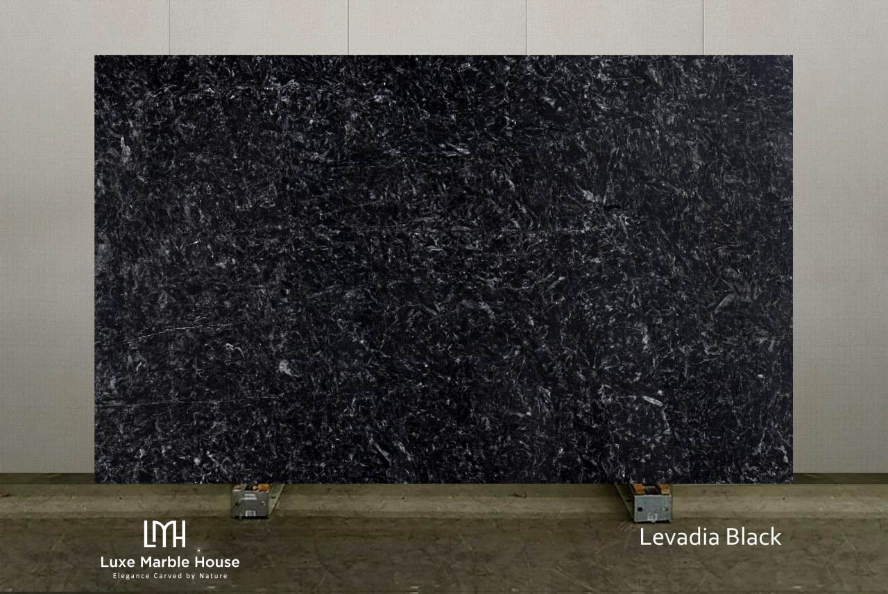 Levadia Black