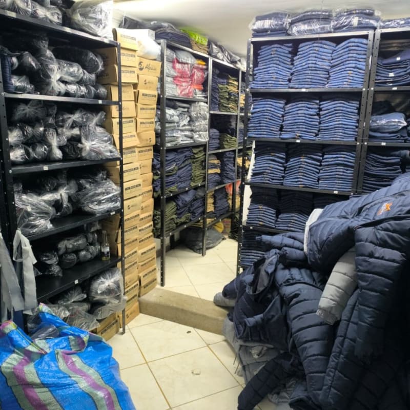 Tela jean industrial — rollos en inventario